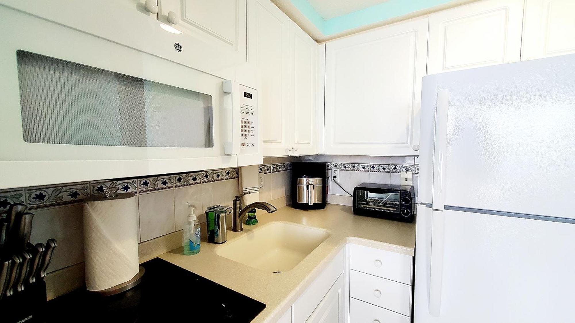 Sunkissed-Modern Oceanfront Condo Дейтона-Бич Экстерьер фото